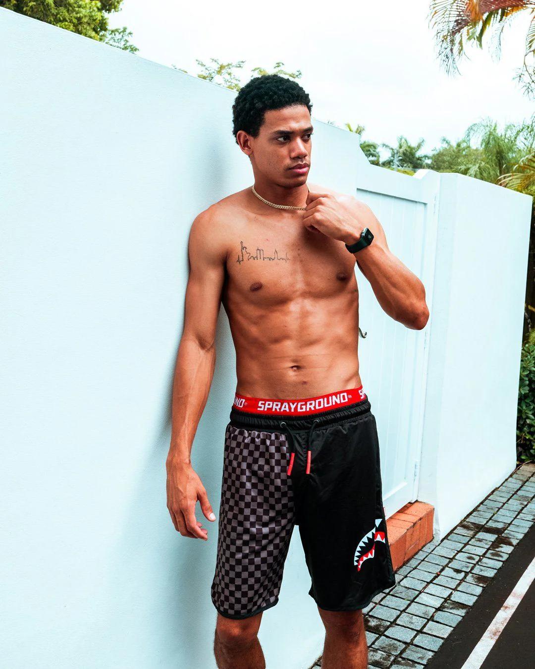 Sprayground Exclusive | GREY CHECKERED SPLIT CORTO SWIM TRUNKS