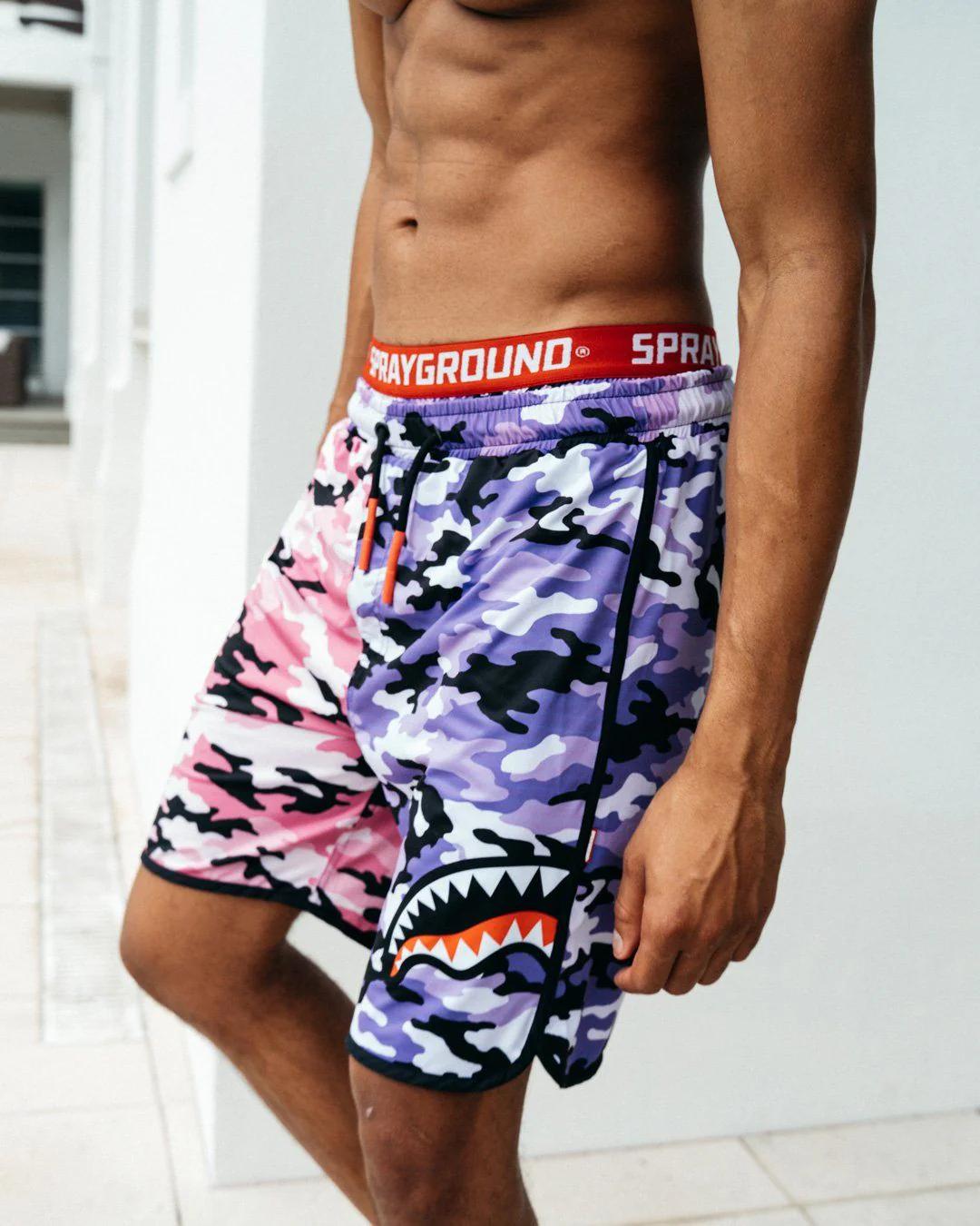 Sprayground Signature | SPLIT CAMO CORTO SWIM TRUNKS