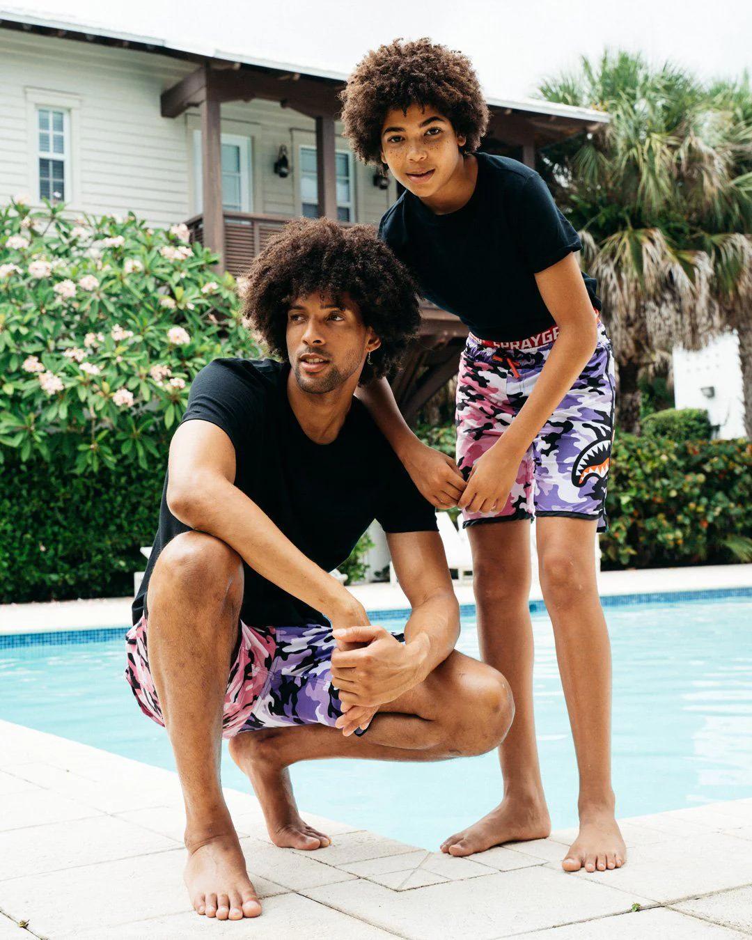 Sprayground Signature | SPLIT CAMO CORTO SWIM TRUNKS