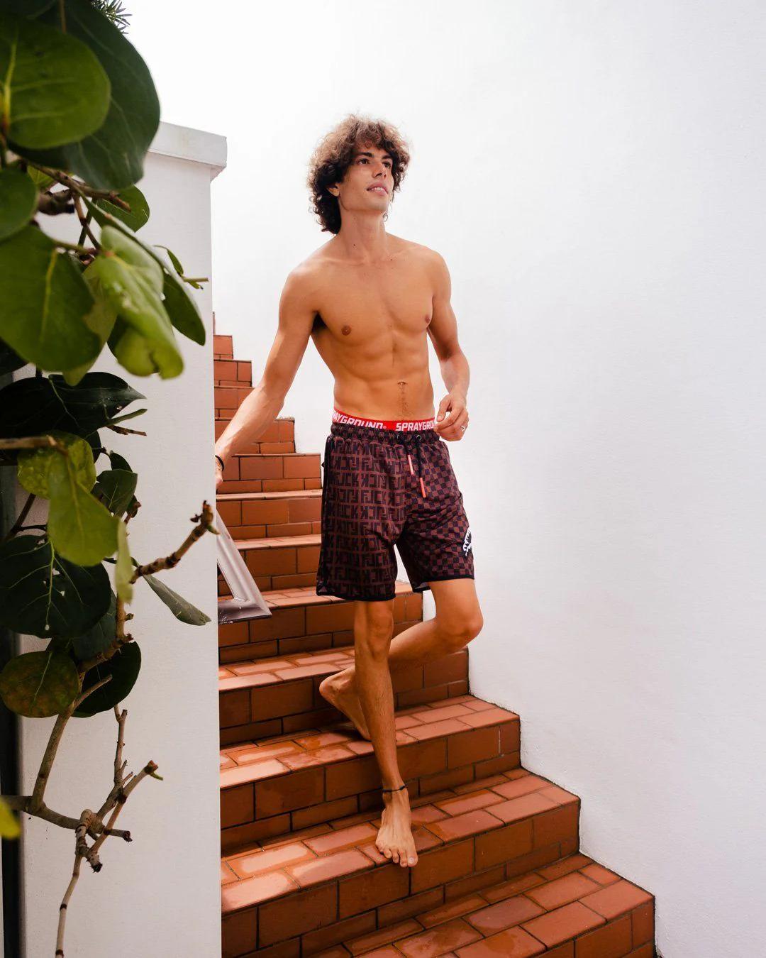 Sprayground Essential | OFFENDED SPLIT THE CHECK CORTO SWIM TRUNKS