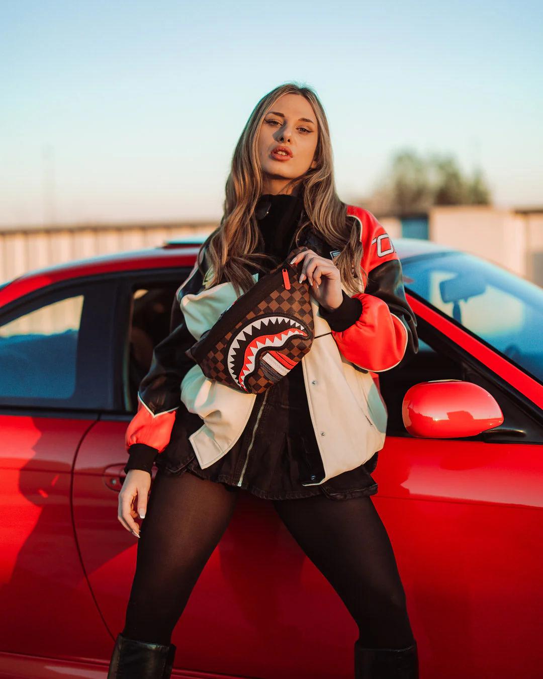 Sprayground Recommended | SHARKS IN PARIS GT SAVVY CROSSBODY