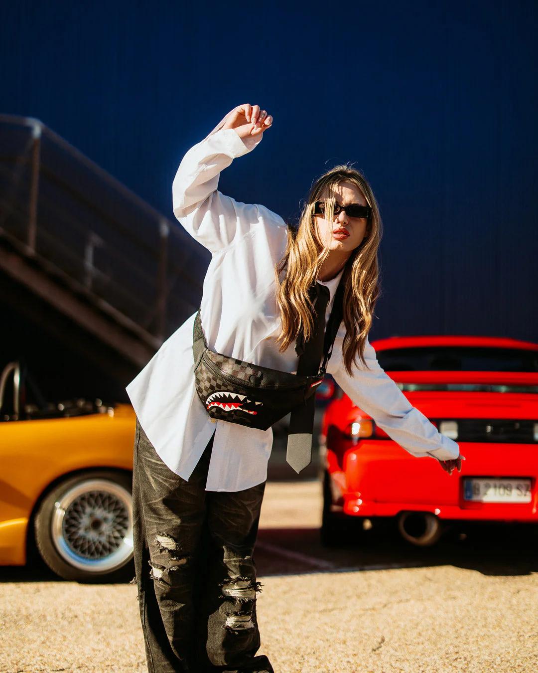 Sprayground Popular | SPEED SHARK SIDE SWIPE SAVVY CROSSBODY