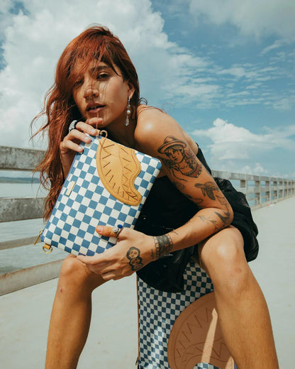 Sprayground Classic | NEW SHARK YACHT CLUB CROSSOVER CLUTCH