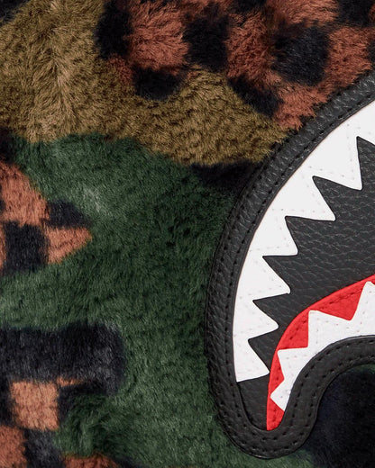 Sprayground Best Seller | BIG SKY FUR SHARK CROSSOVER CLUTCH