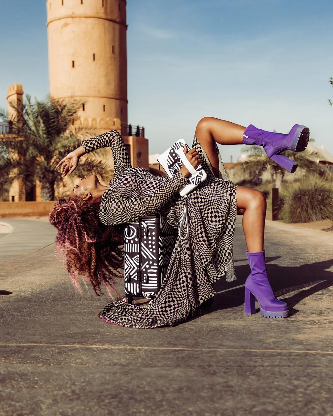 Sprayground New | A.I.8 AFRICAN INTELLIGENCE - ORIGIN STORY CROSSOVER CLUTCH
