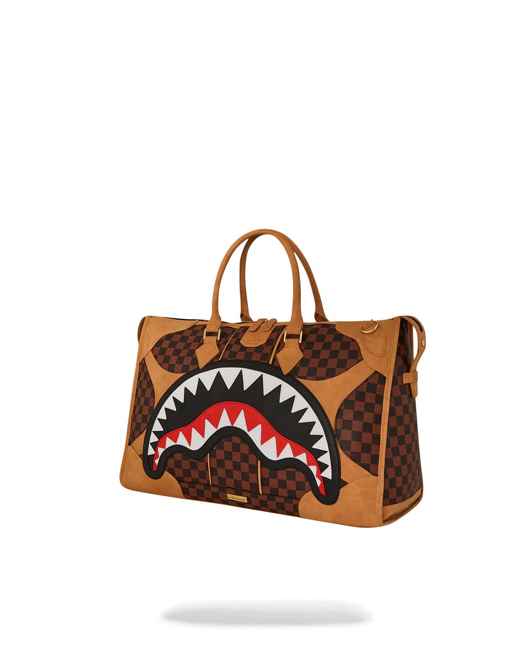 Sprayground Premium | HENNYVILLE PYRAMID DUFFLE