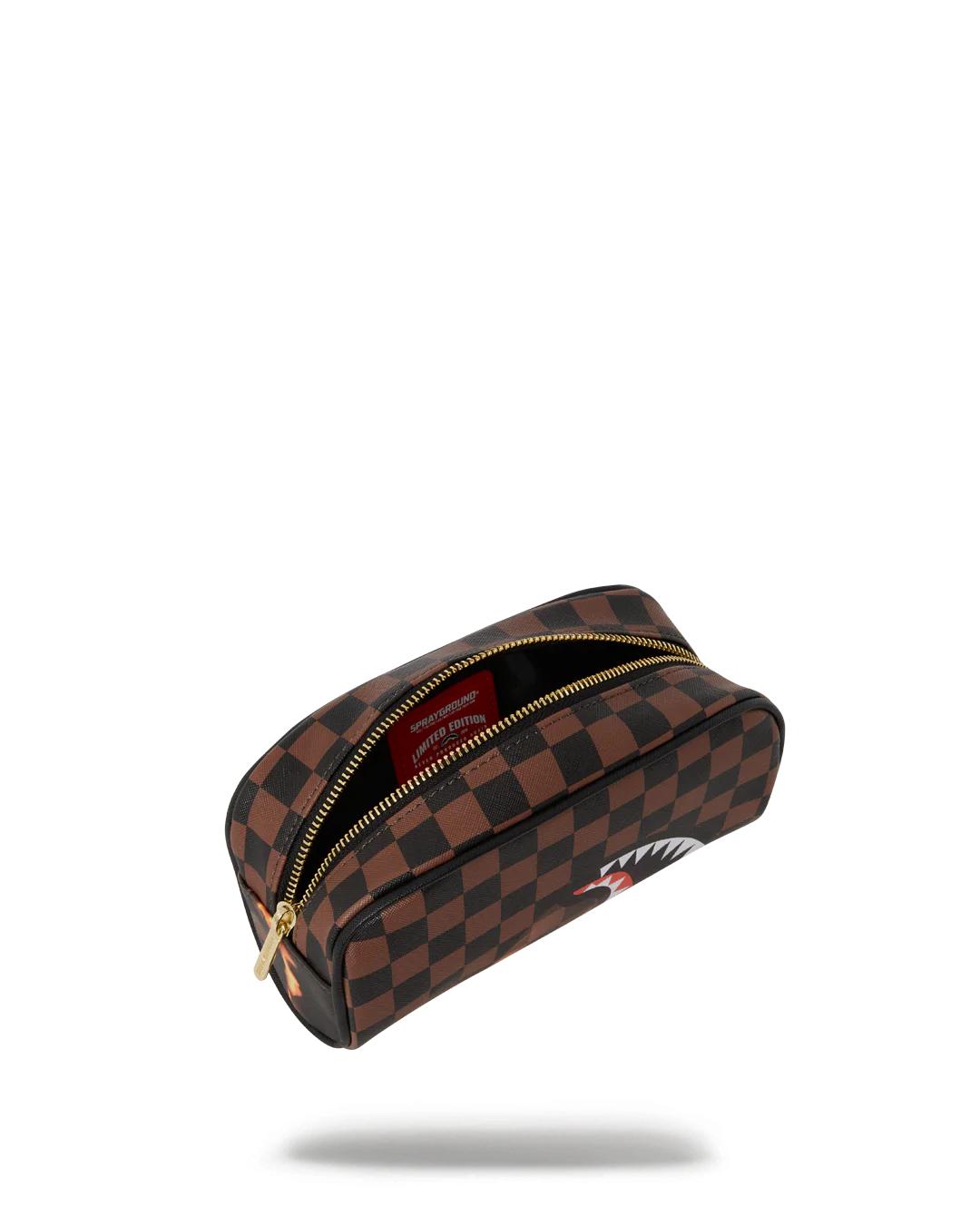 Sprayground New | SHARKS IN PARIS UNSTOPPABLE POUCH