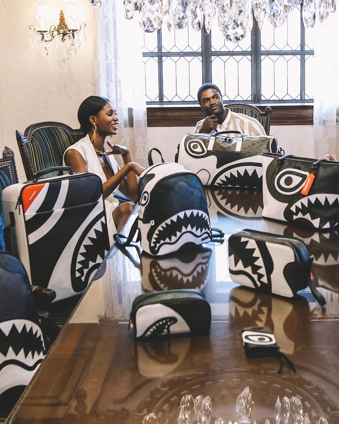 Sprayground Essential | V.V.I.P. SAVAGE BACKPACK