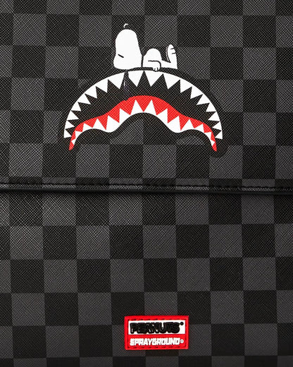 Sprayground Recommended | SNOOPY DAY OFF MESSENGER SLING BAG