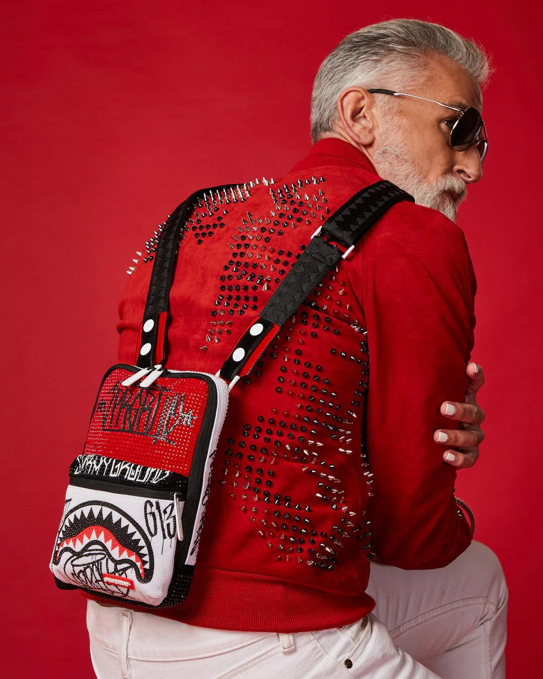 Sprayground Trending | DIAMOND DISTRICT MESSENGER SLING