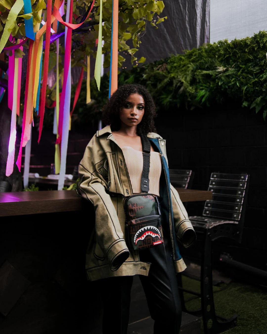 Sprayground Classic | CAMO INFINITI SLING