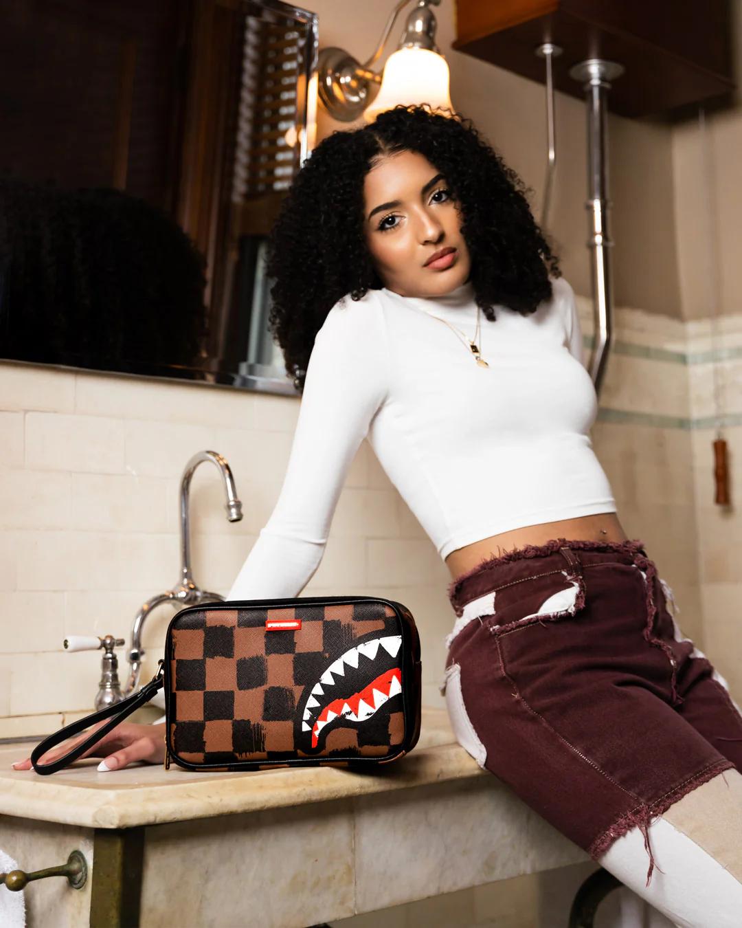 Sprayground Premium | SHARKS IN PARIS VANQUISH TOILETRY BAG
