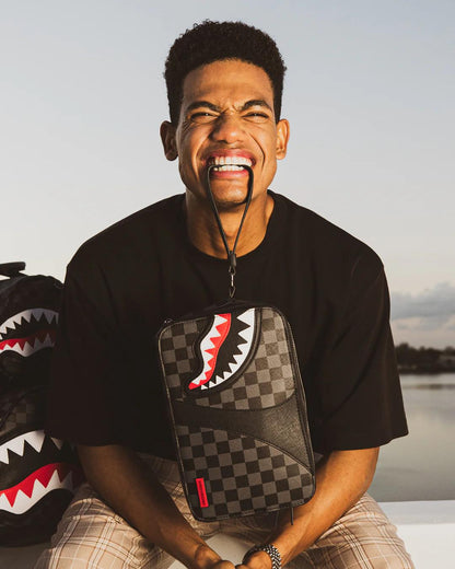 Sprayground Essential | HENNY AIIR TO THE THRONE TOILETRY BAG