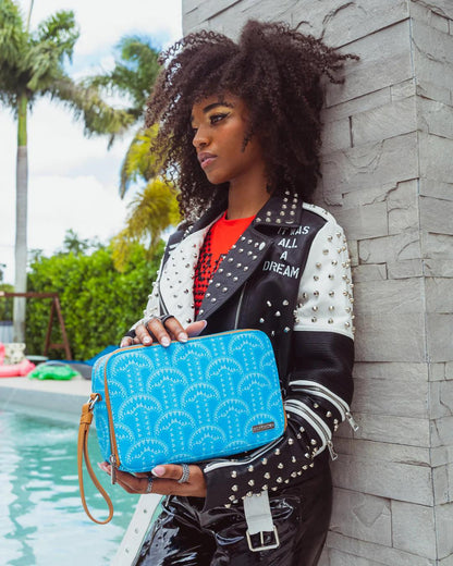 Sprayground Featured | ILLUCHAINS TURQ TOILETRY BAG