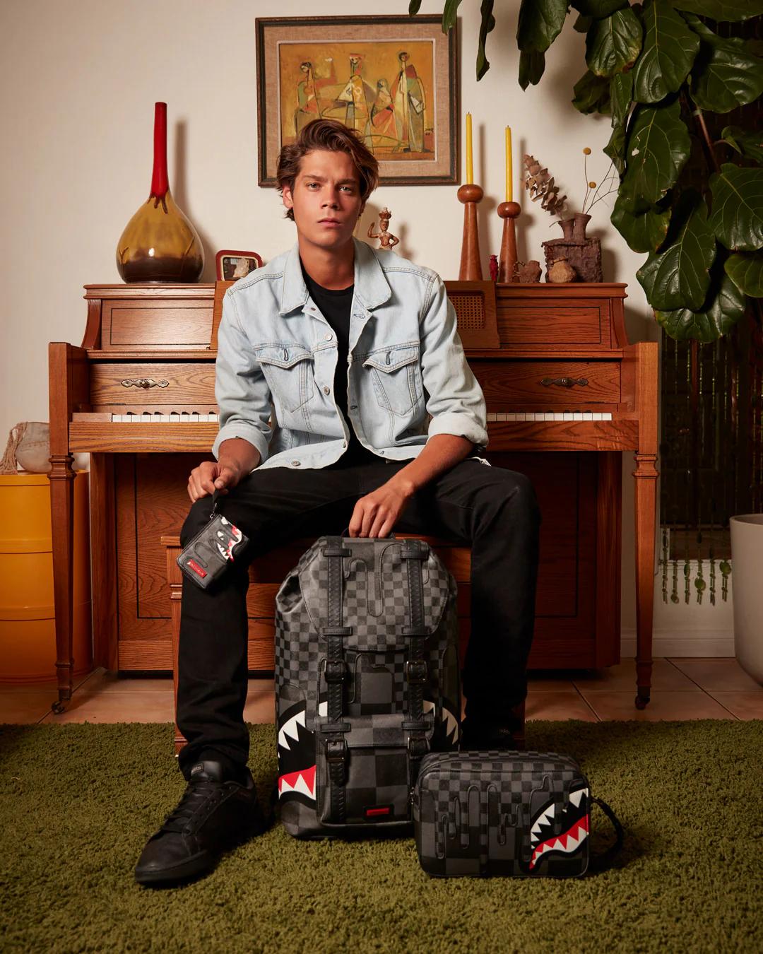 Sprayground Trending | XTC GREY SHARKS IN PARIS TOILETRY BAG