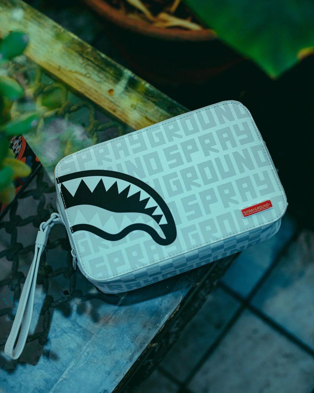 Sprayground Recommended | SPLIT THE CHECK (PEARL) TOILETRY BAG