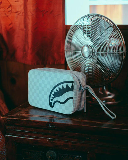 Sprayground Recommended | SPLIT THE CHECK (PEARL) TOILETRY BAG
