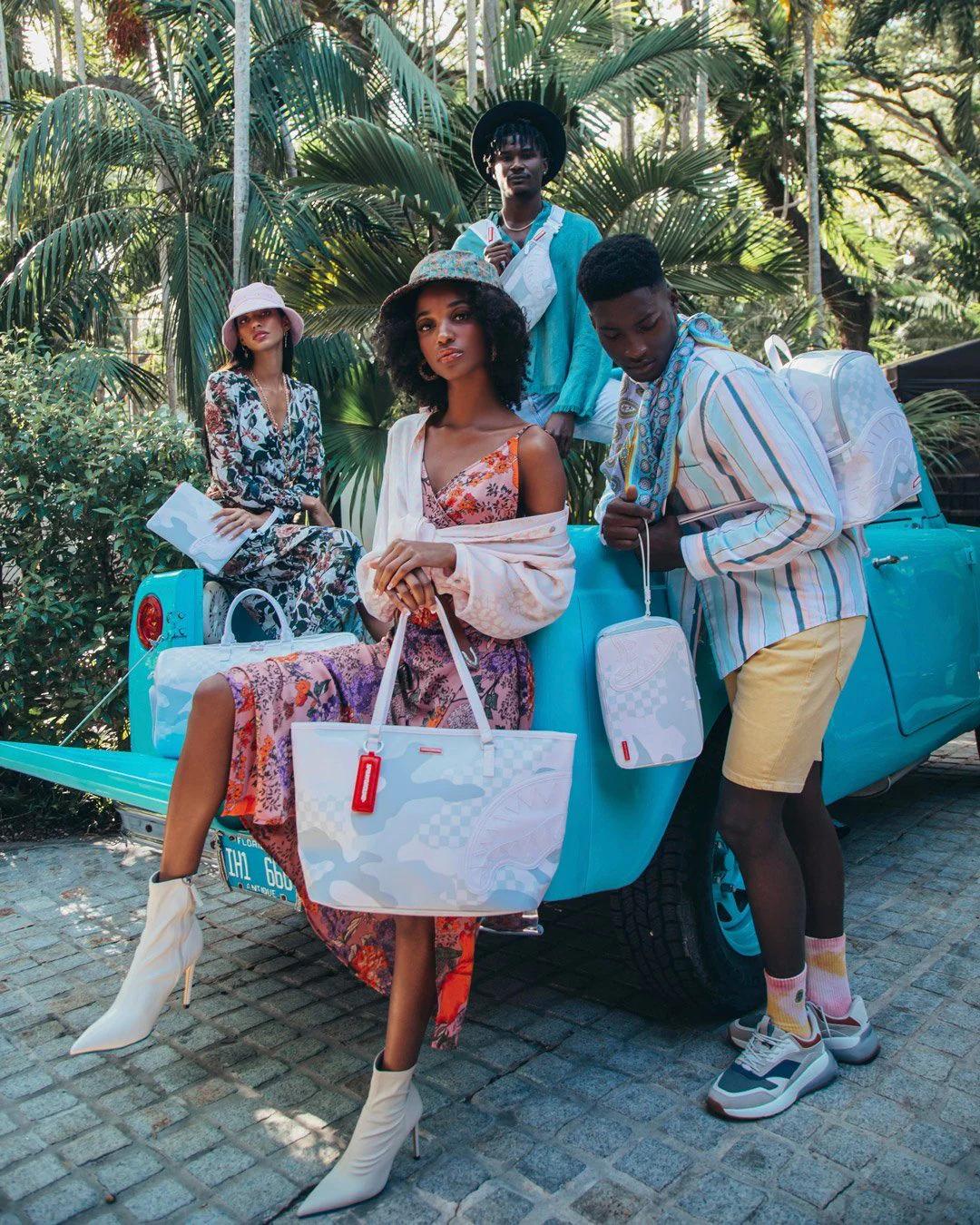 Sprayground Classic | 3AM LE BLANC TOILETRY BAG