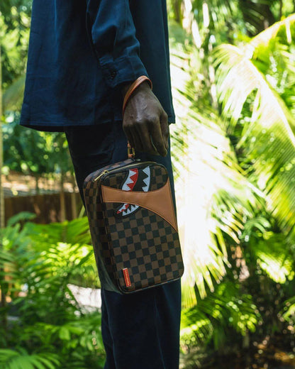 Sprayground Recommended | HENNY AIR TO THE THRONE TOILETRY