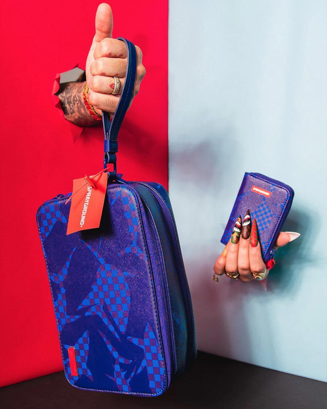 Sprayground Essential | SHARK CHECK (BLUE) TOILETRY