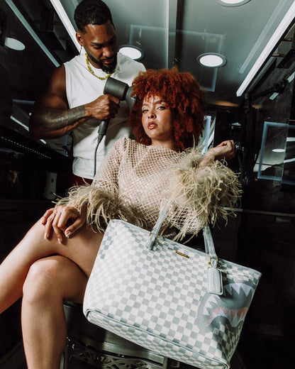 Sprayground Signature | KNIT SHARKS IN PARIS IN CREAM TOTE