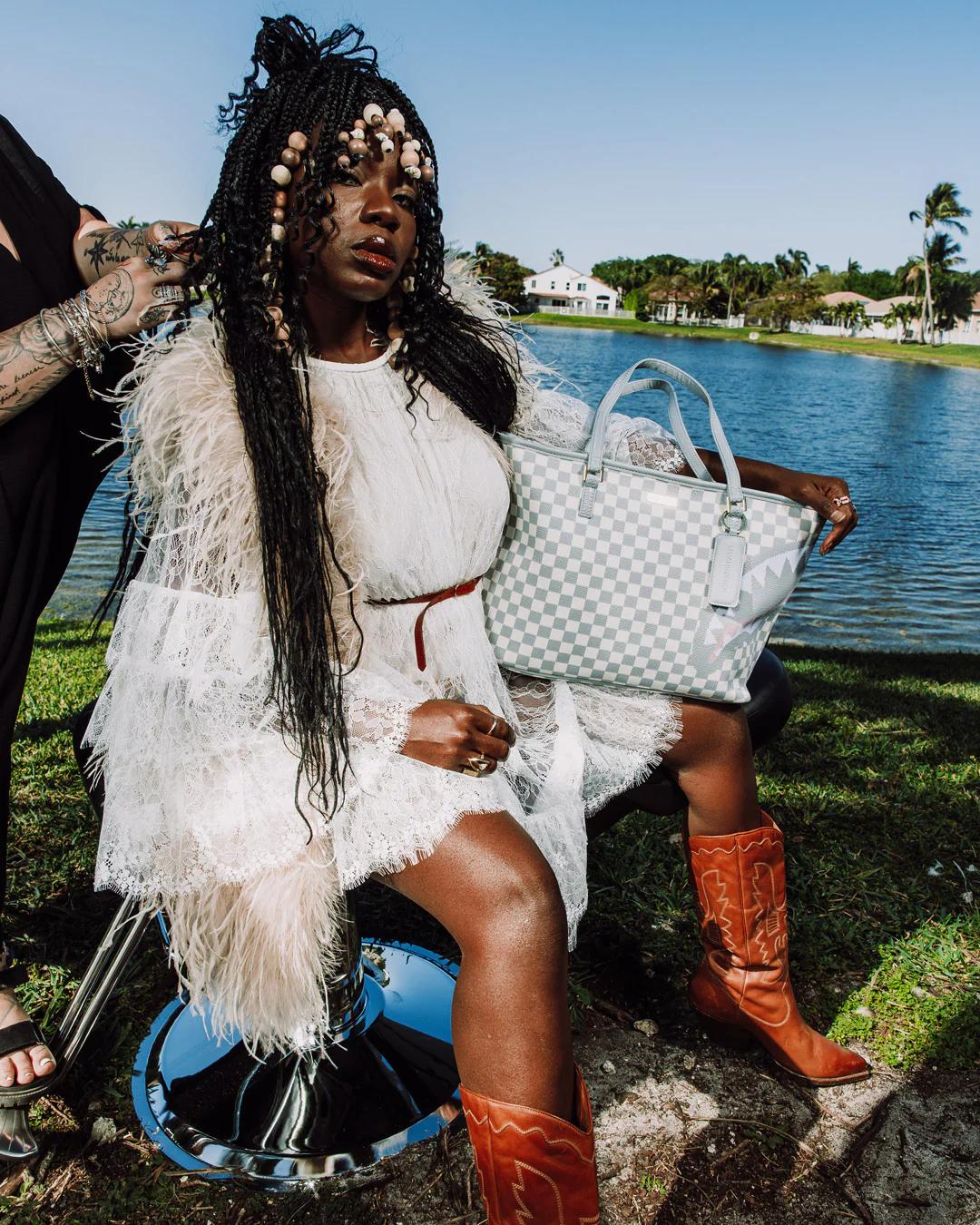 Sprayground Signature | KNIT SHARKS IN PARIS IN CREAM TOTE