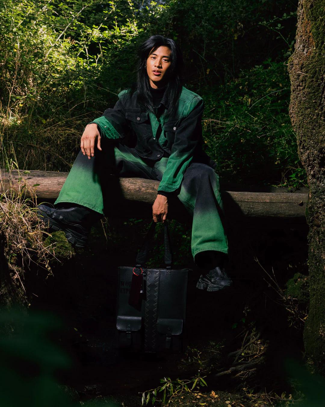 Sprayground Classic | WORLD EXPLORER ENTREPRENEUR CARGO TOTE
