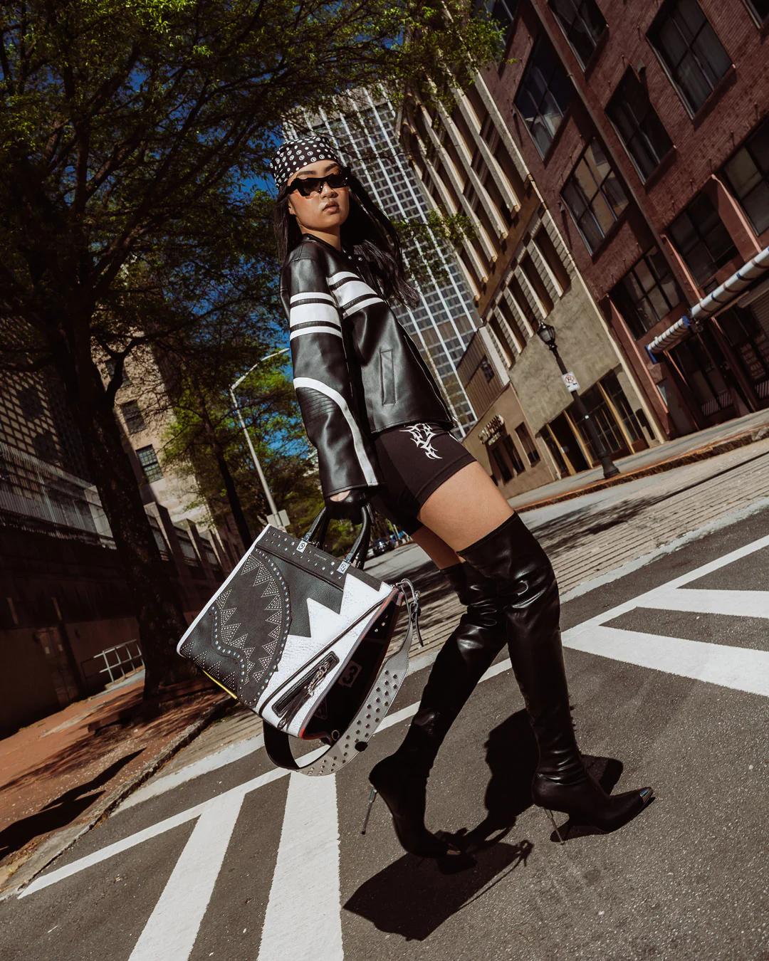 Sprayground Signature | SOHO SOUNDSYSTEM TORTUGA TOTE