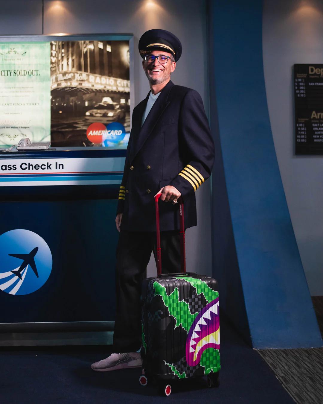 Sprayground Popular | THE WILD ONE SHARKNAUTICS HARDSHELL CARRY-ON LUGGAGE