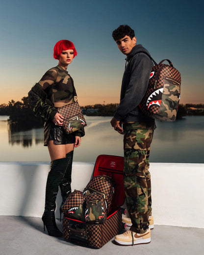 Sprayground Classic | EXTERIOR GOLD ZIP POCKET SHARKS IN PARIS JETSETTER CARRY-ON LUGGAGE