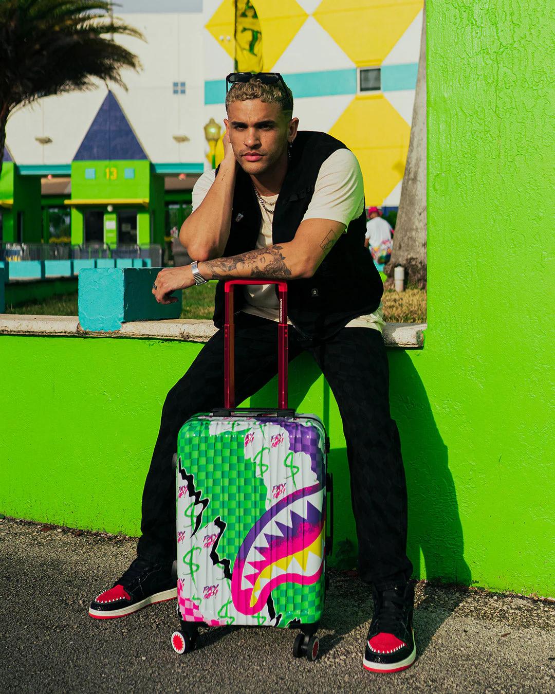 Sprayground Popular | DREAMY TECHNICOLOR SHARKNAUTICS HARDSHELL CARRY-ON LUGGAGE
