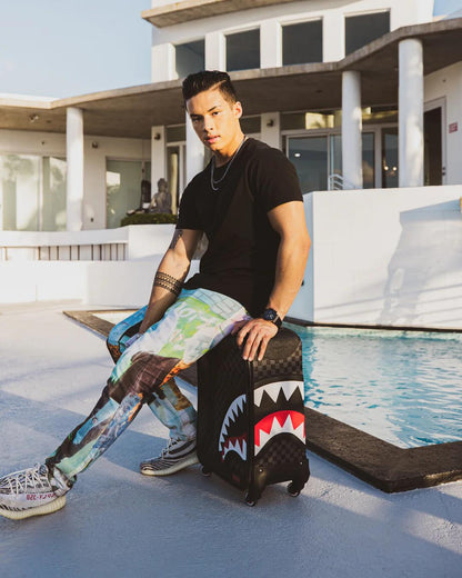Sprayground Signature | HENNY AIIR TO THE THRONE JETSETTER CARRY-ON LUGGAGE