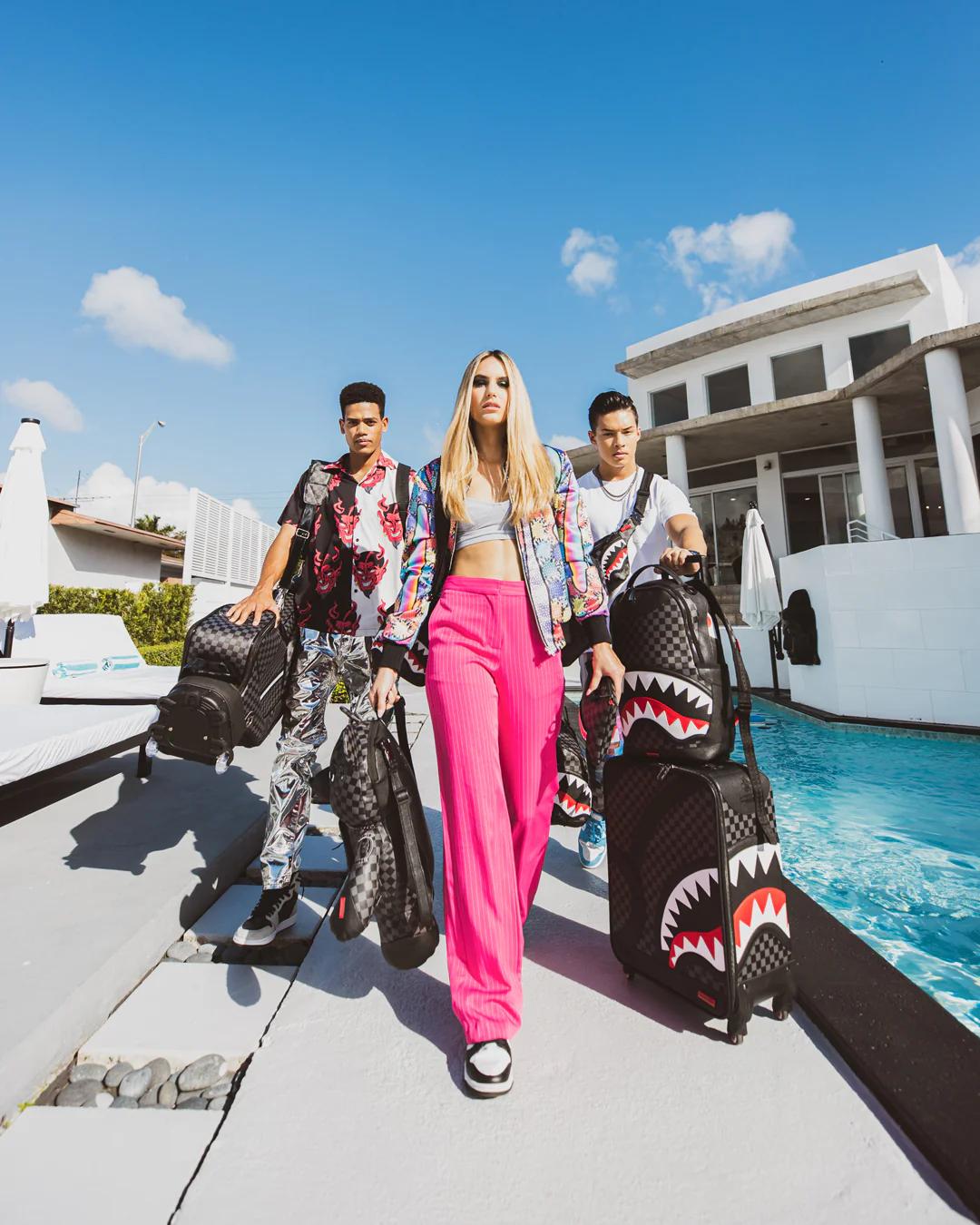 Sprayground Signature | HENNY AIIR TO THE THRONE JETSETTER CARRY-ON LUGGAGE