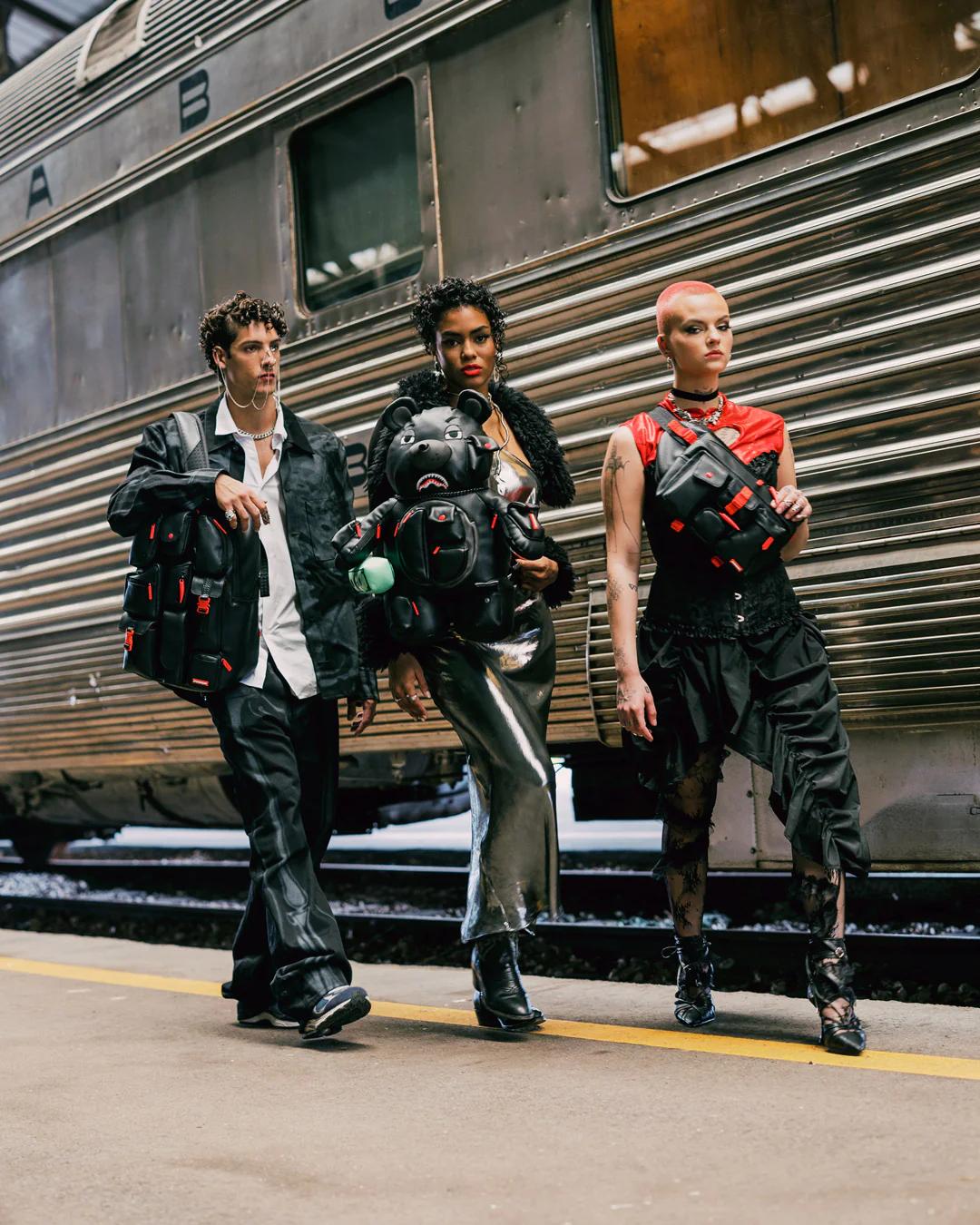 Sprayground Essential | AIRFREIGHT CARGO CROSSBODY