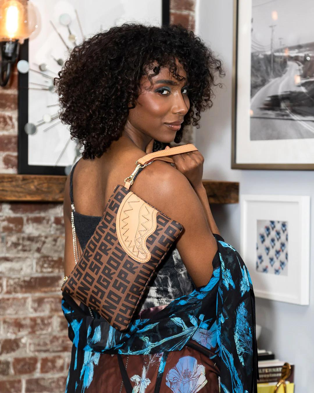 Sprayground Premium | SHARKFINITY CROSSOVER CLUTCH