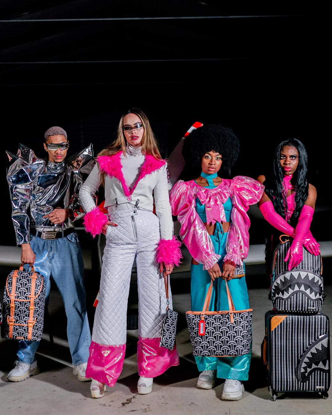 Sprayground Featured | ILLUCHAINS CROSSOVER CLUTCH