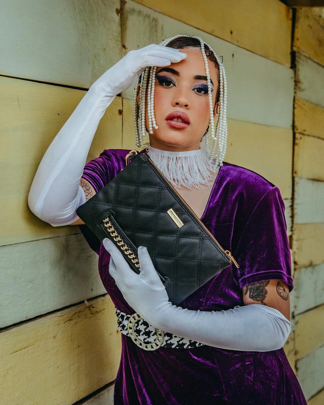 Sprayground Best Seller | NOIR QUILT GOLD CHAIN SHARK CROSSOVER CLUTCH