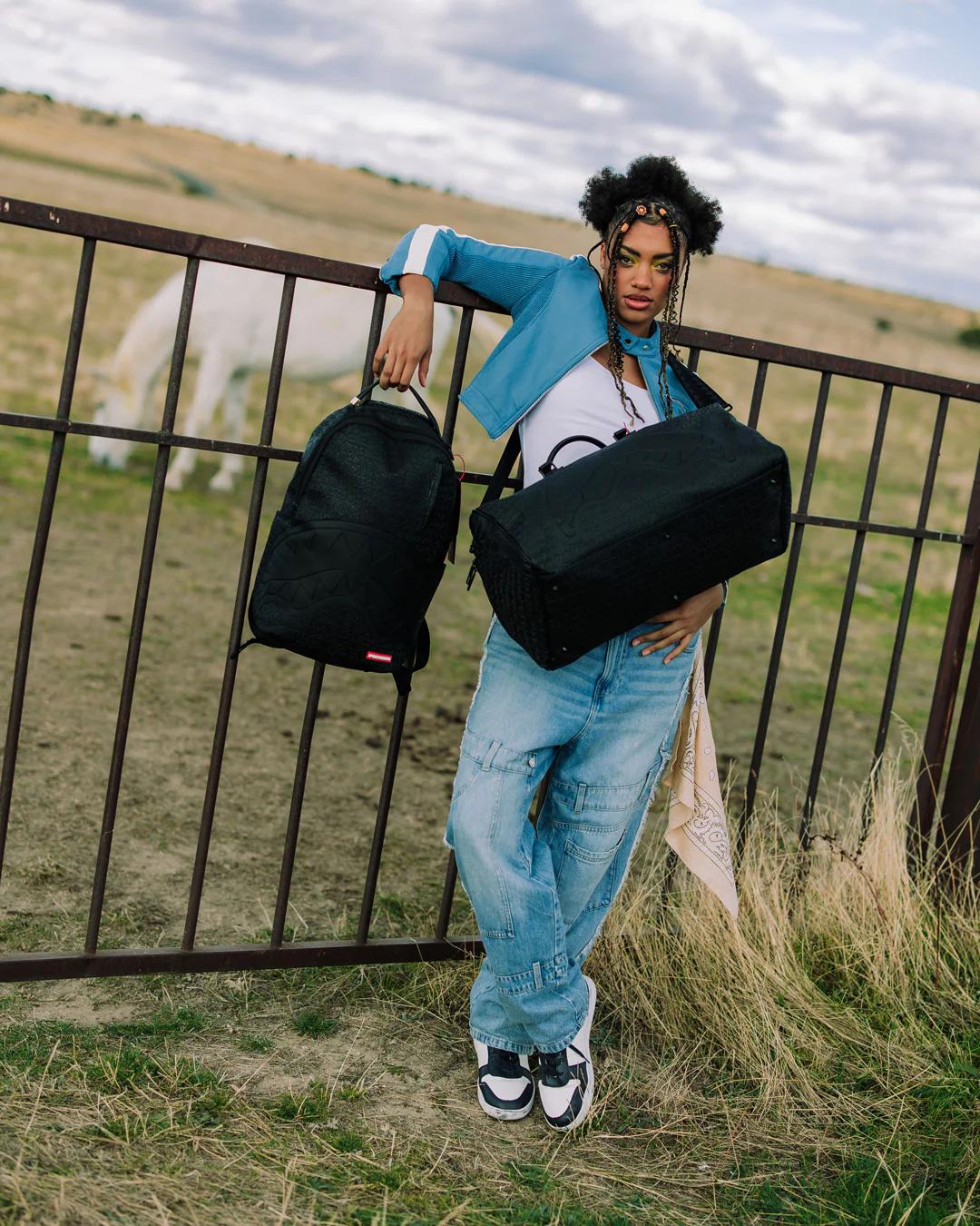 Sprayground Essential | HYPERDIMENSIONAL DUFFLE