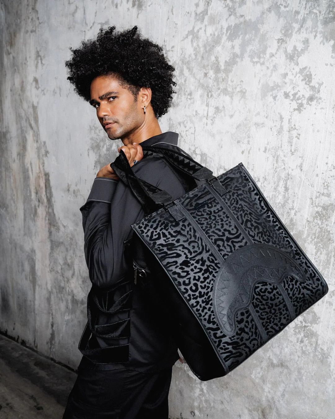 Sprayground Signature | SPYCRAFT PREDATOR DUFFLE CARRY-ON BAG