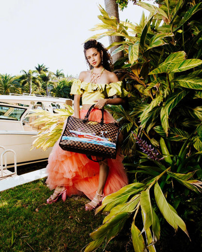 Sprayground Trending | THE 305 SPEEDBOAT GETAWAY PYRAMID DUFFLE