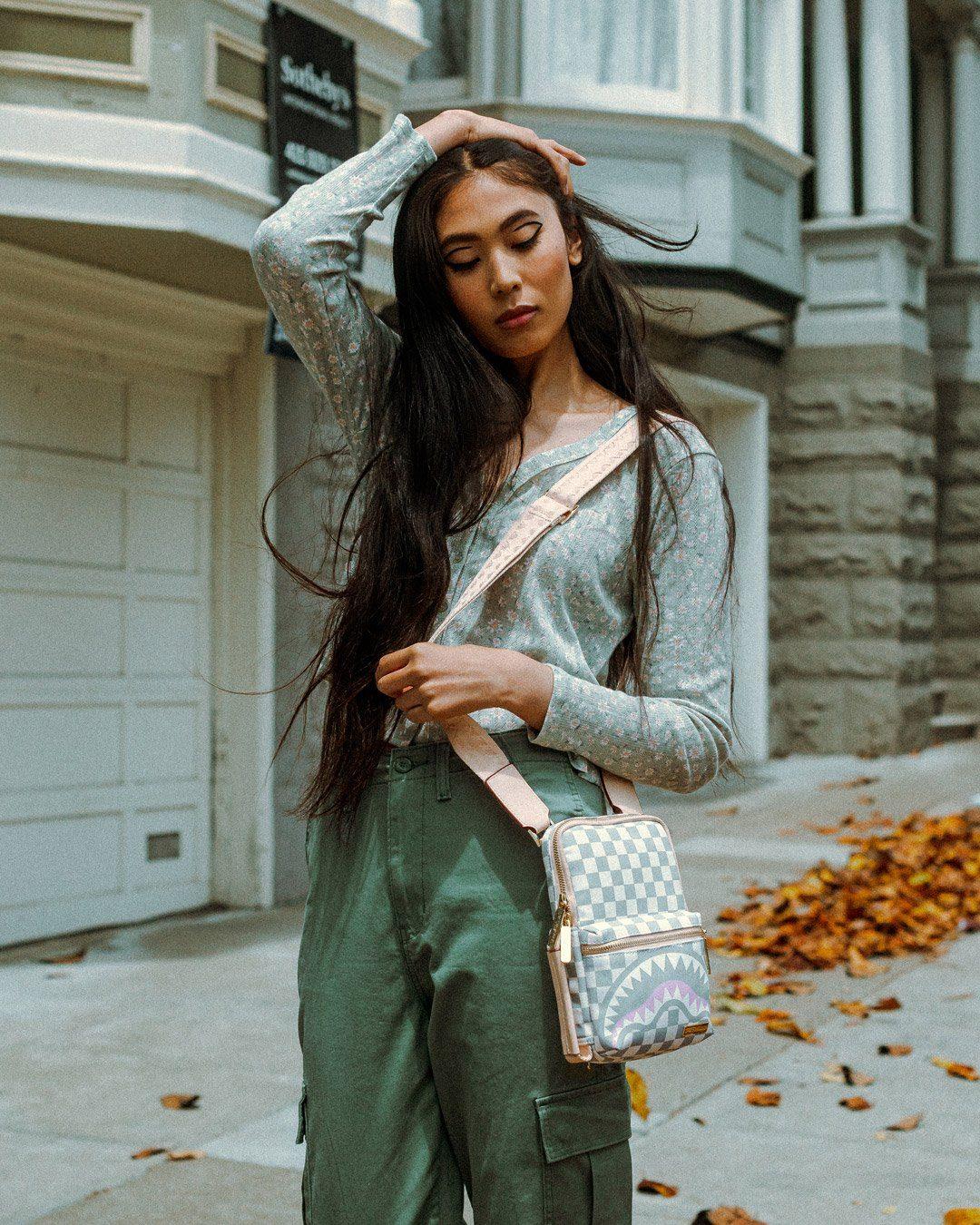 Sprayground Essential | ROSE ALL DAY LA PALAIS SLING