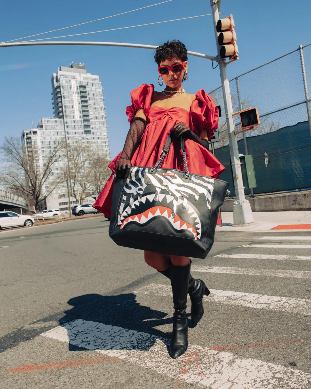 Sprayground New | ZE SHARK PREDATOR TOTE