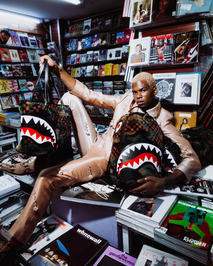 Sprayground Essential | BIG SKY FUR SHARK TOTE