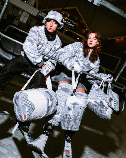 Sprayground New | 3AM PLUSH SWISS ALPS TOTE