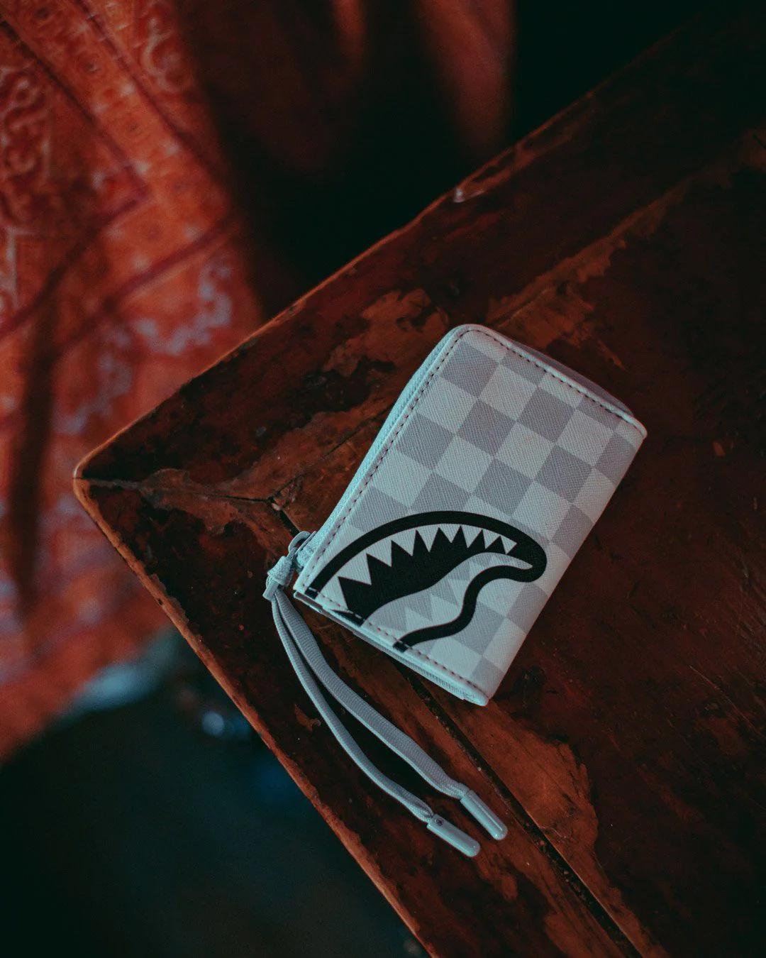 Sprayground Exclusive | SPLIT THE CHECK (PEARL) WALLET