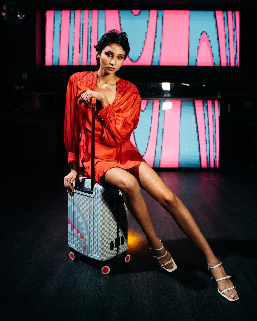 Sprayground Essential | ROSE ALL DAY LA PALAIS SHARKNAUTICS HARDSHELL CARRY-ON LUGGAGE