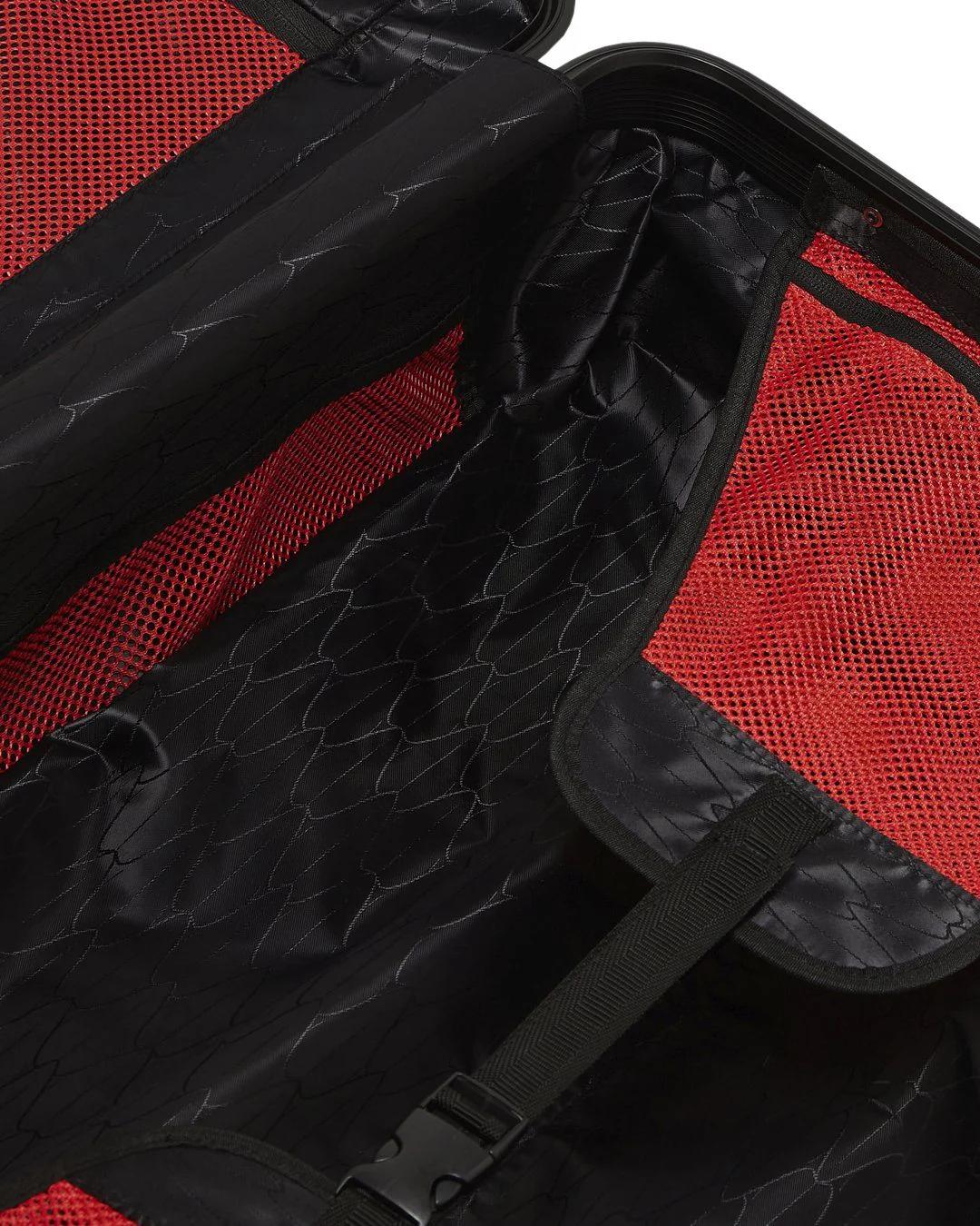 Sprayground Signature | GARDEN OF SHARKS SHARKNAUTICS HARDSHELL CARRY-ON LUGGAGE