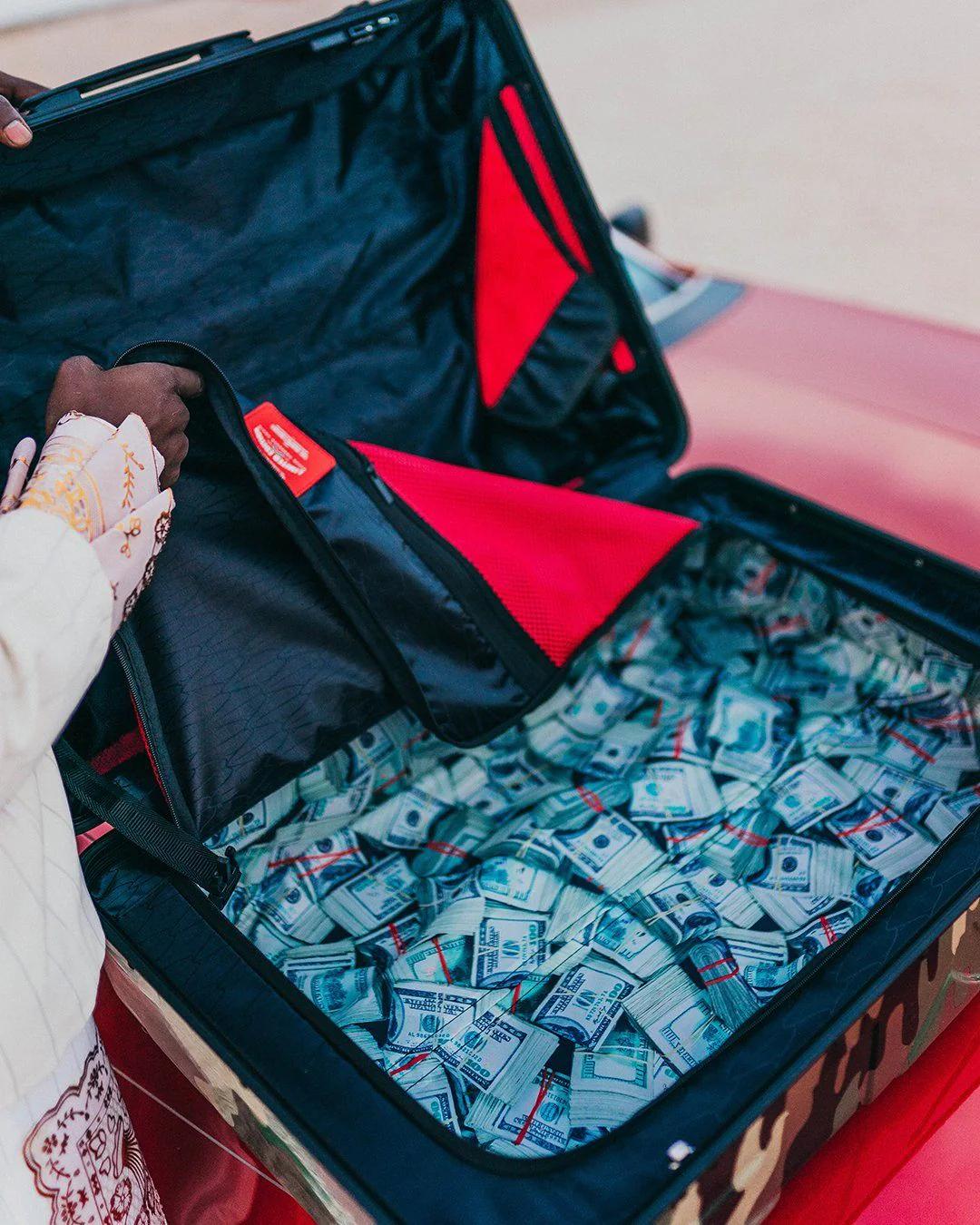 Sprayground Featured | JUNGLE PARIS 21.5” CARRY-ON SHARKITECTURE LUGGAGE