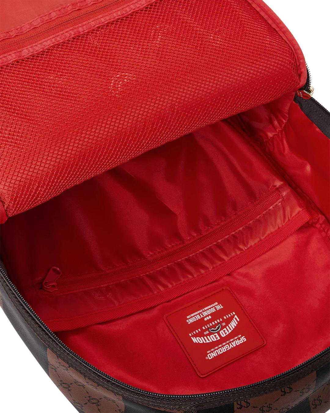 Sprayground Essential | THAT BIG CHECK SHARK BACKPACK