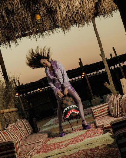 Sprayground Essential | THAT BIG CHECK SHARK BACKPACK